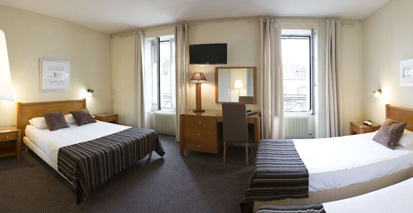 スタンダード4人部屋, Logis Hotel Le Cerf