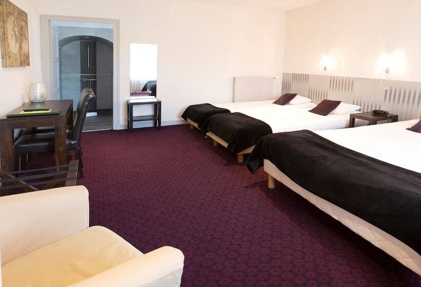 スタンダード4人部屋, Logis Hotel Le Cerf