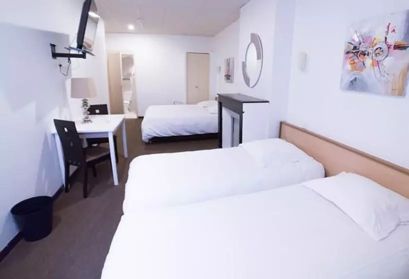 スーペリアの４人部屋, D Angleterre, Salondeprovence