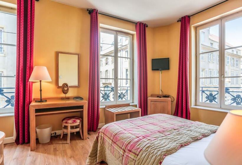 Номер Superior, Hôtel Du Théâtre Centre Historique Parking Souterrain Gratuit