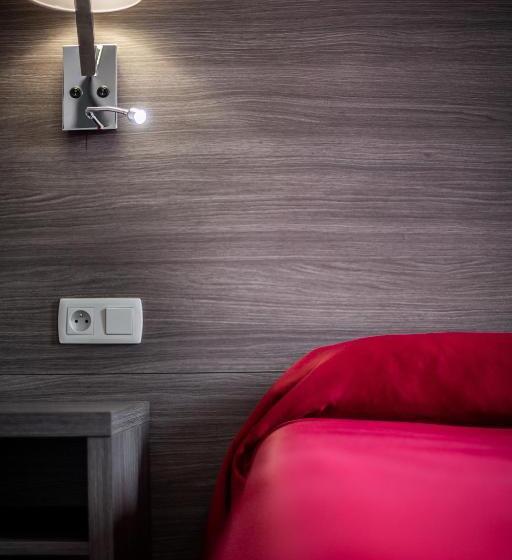 Quarto Triplo Estandar, Galilée Windsor