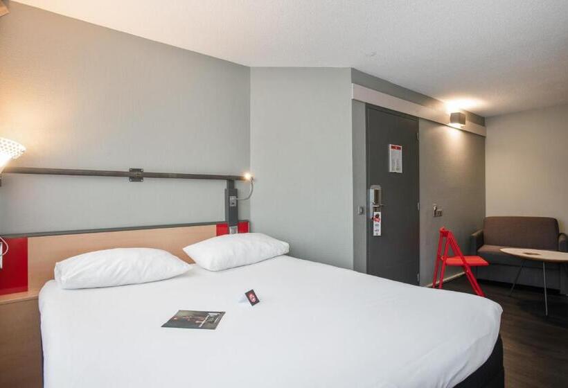 Номер Стандарт, Ibis Lorient Centre Gare