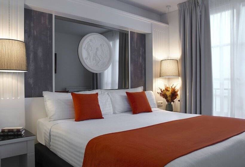 Quarto Familiar, Paris Opera Affiliated By Melia