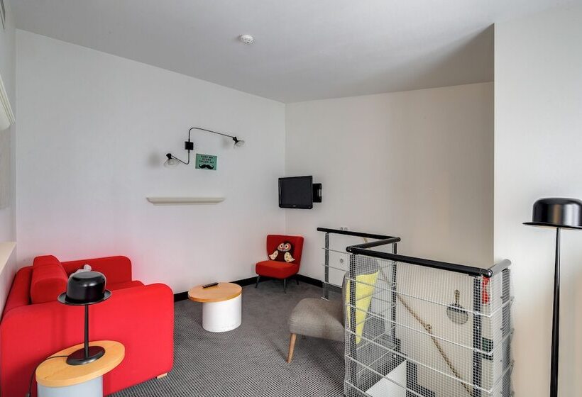 1ベッドルームアパートメント, George Astotel