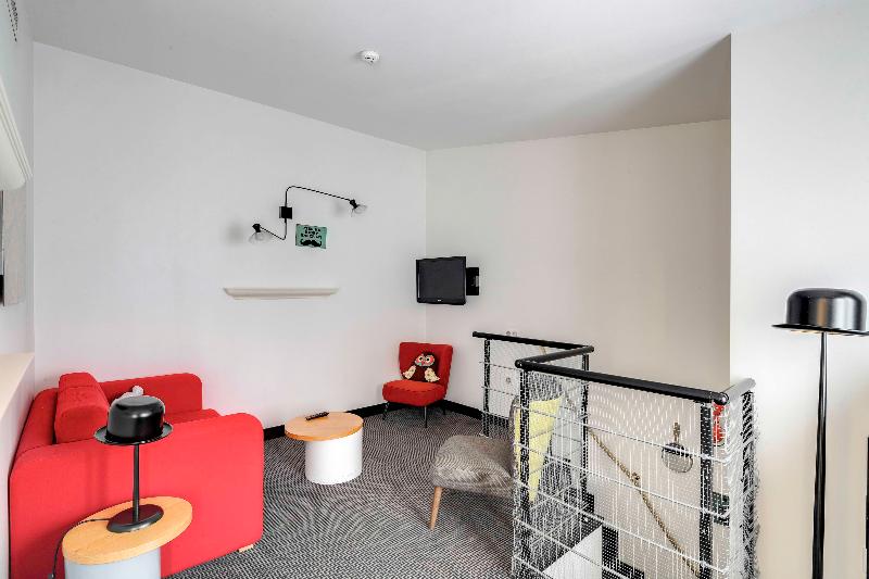 1ベッドルームアパートメント, George Astotel