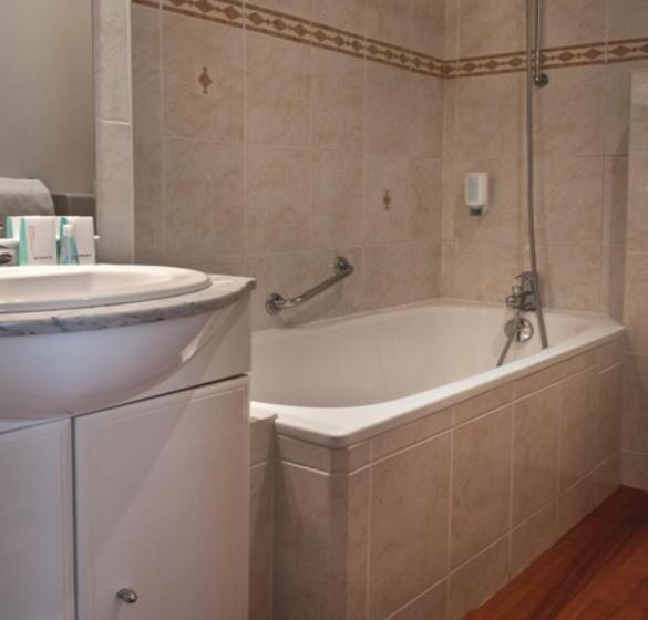 スタンダードルーム, Abaca Messidor By Happyculture