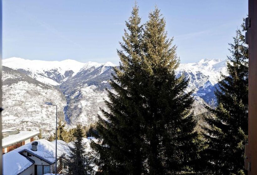 غرفة سوبيريور مطلة على الجبل, Les Flocons