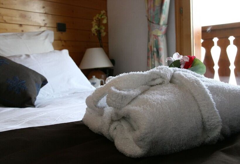 غرفة سوبيريور مطلة على الجبل, Les Flocons