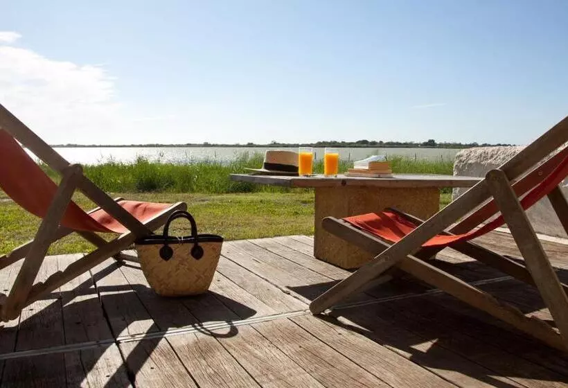 Superior room with lake view, Lodge Sainte Helene Adult Only