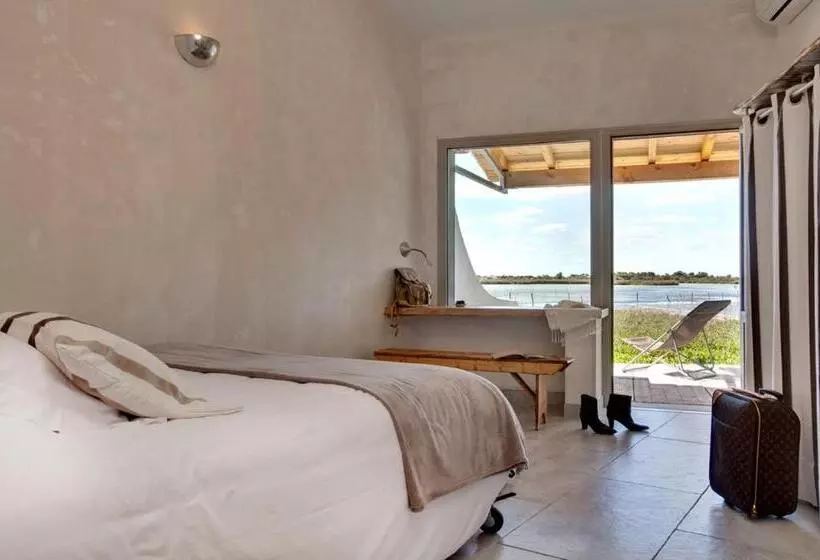 اتاق استاندارد با تخت بزرگ برای معلولان, Lodge Sainte Helene Adult Only
