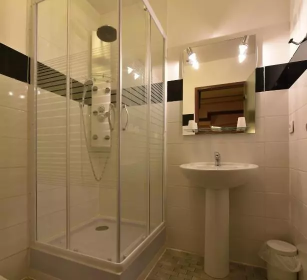 اتاق استاندارد, Logis Hôtel Saint Jacques