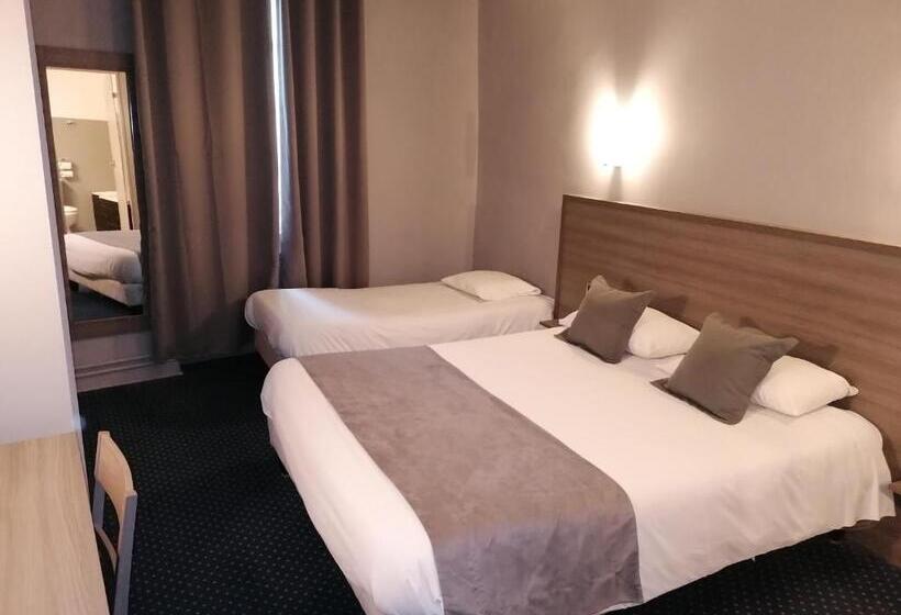 스탠다드 트리플 룸, Logis Hôtel Saint Jacques