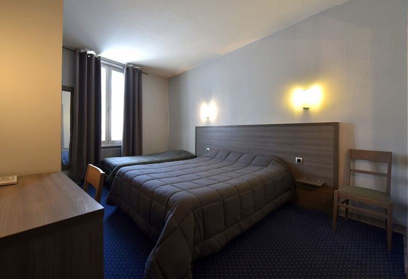 Номер Стандарт Трехместный, Logis Hôtel Saint Jacques