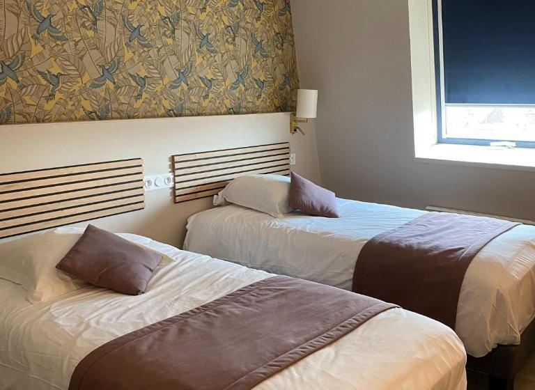 غرفة قياسية, Restaurant L Amandois