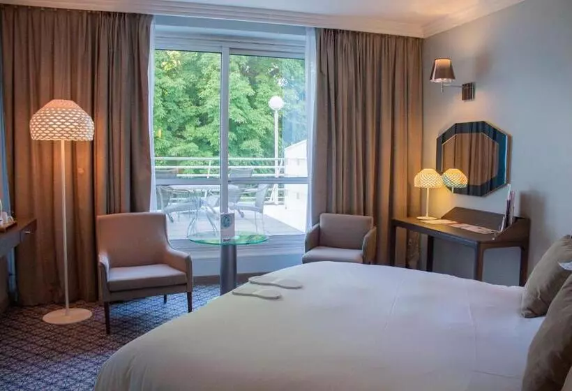 パークビューのデラックスルーム, Célestins Spa Thermal & Hôtel By Vy Resort