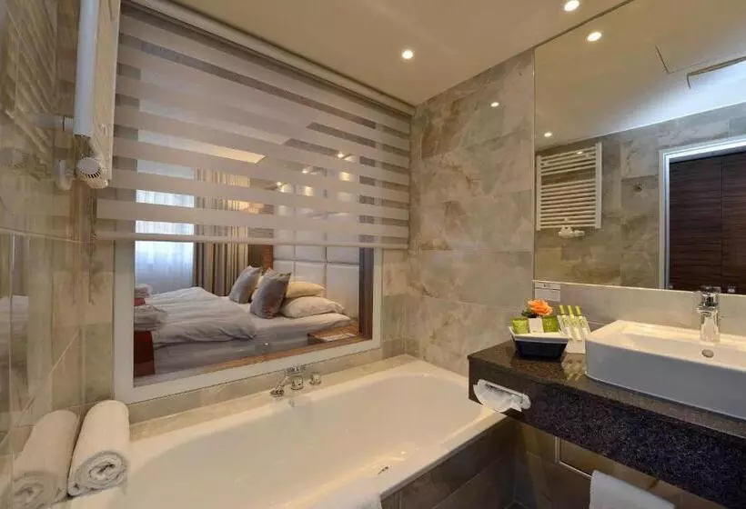Sviitti, Best Western Plus Delta Park