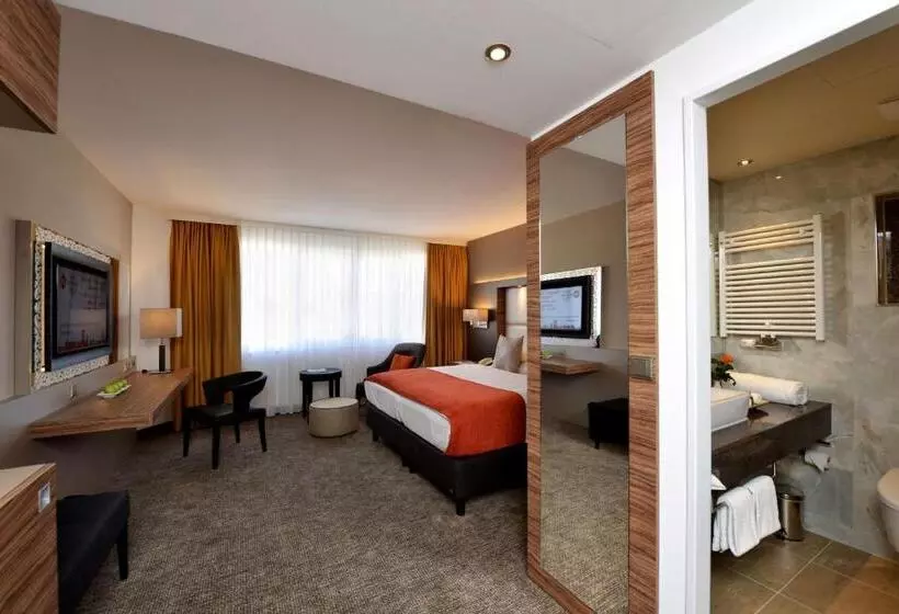 Bisneshuone, Best Western Plus Delta Park