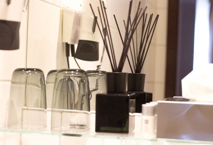 اتاق استاندارد یک نفره, Delta Am Potsdamer Platz