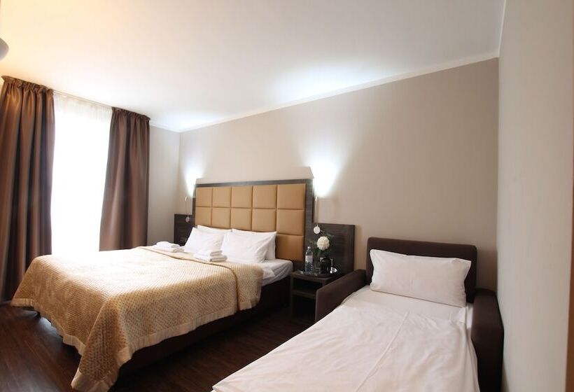 اتاق استاندارد سه نفره, Delta Am Potsdamer Platz