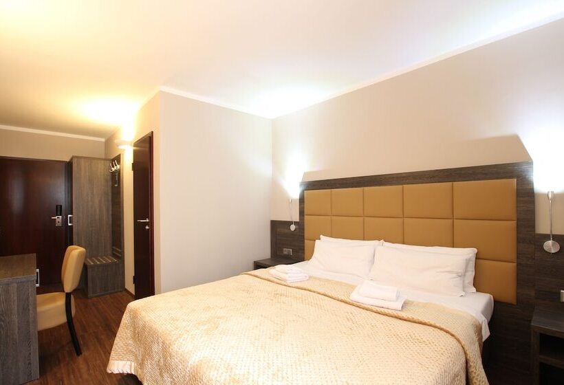 اتاق خانوادگی, Delta Am Potsdamer Platz