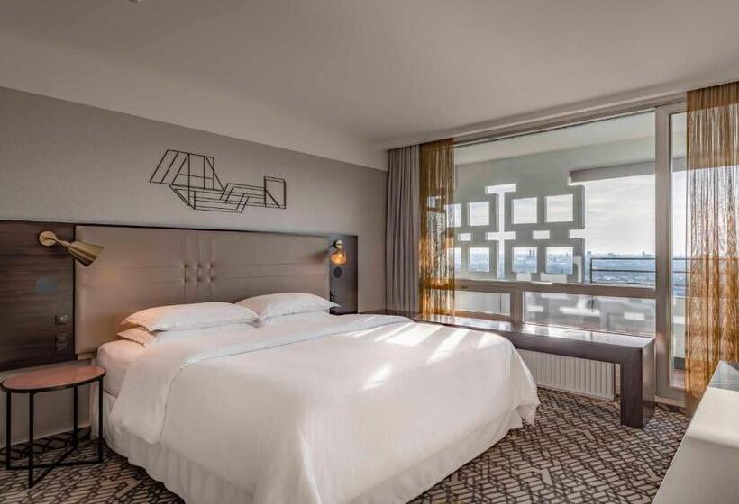 Номер Superior Кровать Кинг, Four Points By Sheraton Munich Arabellapark