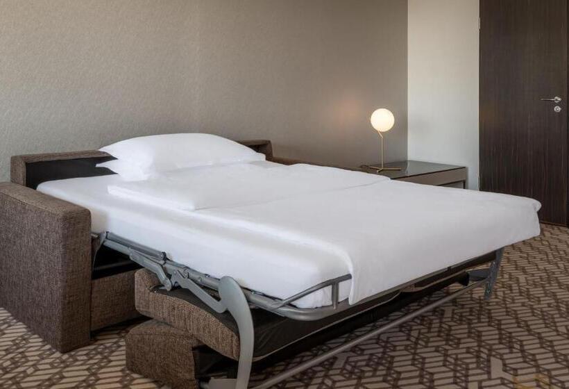 Люкс Executive Кровать Кинг, Four Points By Sheraton Munich Arabellapark
