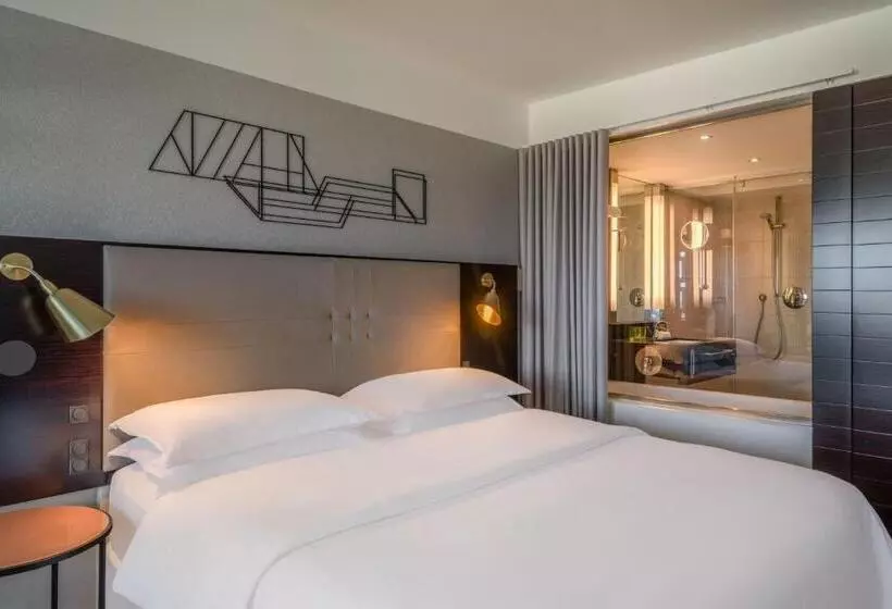 プレミアムルーム, Four Points By Sheraton Munich Arabellapark