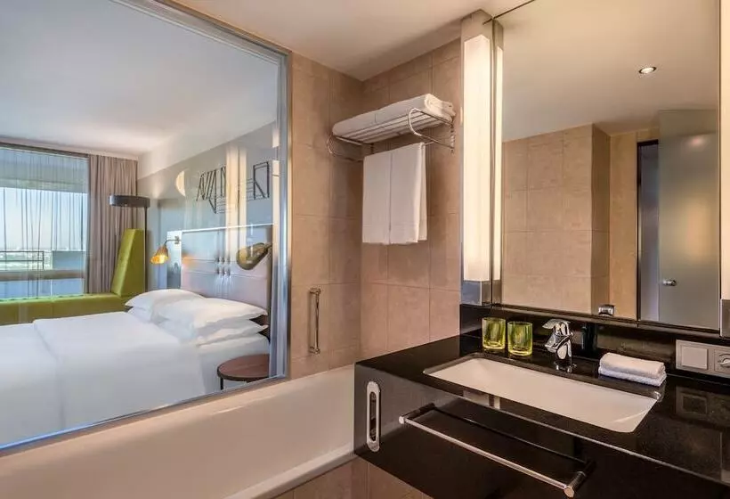 スーペリアールーム, Four Points By Sheraton Munich Arabellapark