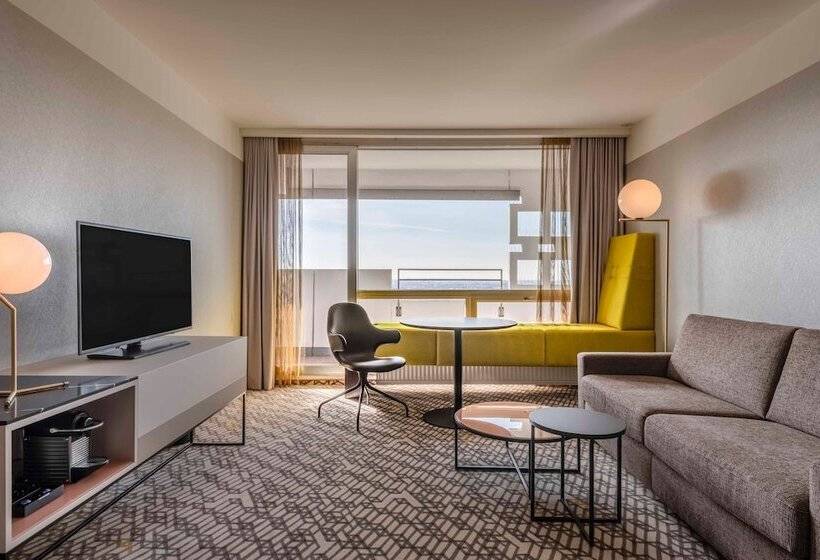 Люкс Superior, Four Points By Sheraton Munich Arabellapark