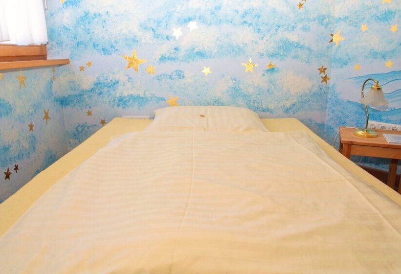 标准单人间, Goldflair Am Rathaus