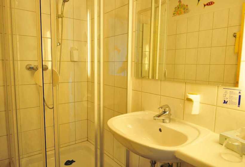 标准间, Goldflair Am Rathaus