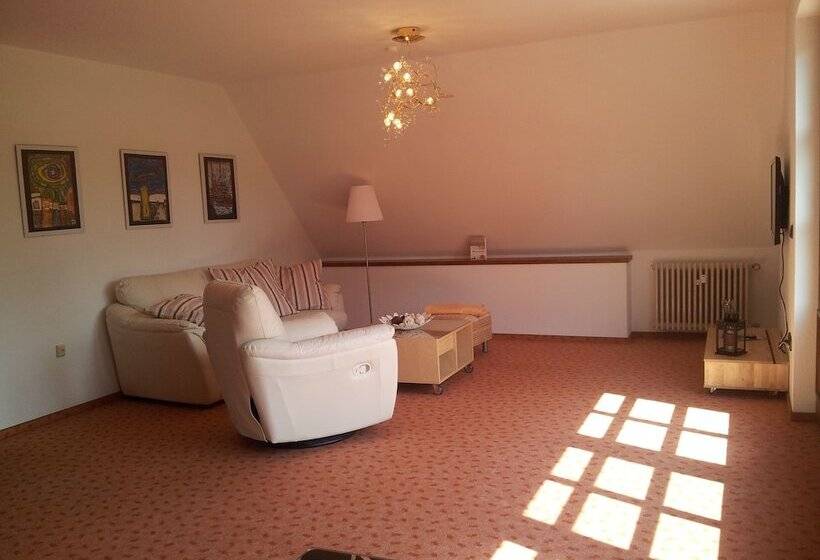 小型套房, Goldflair Am Rathaus