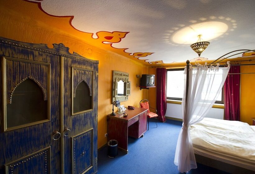 家庭间, Goldflair Am Rathaus