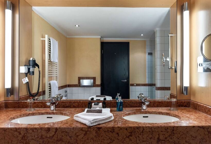 סוויטה, Vienna House By Wyndham Remarque Osnabrück