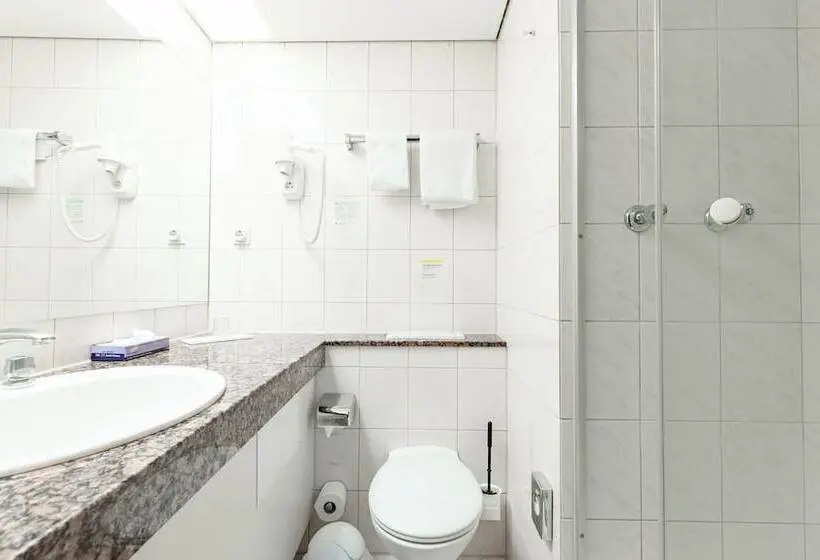 اتاق استاندارد, Garner Hotel Dusseldorf - Main Station by IHG