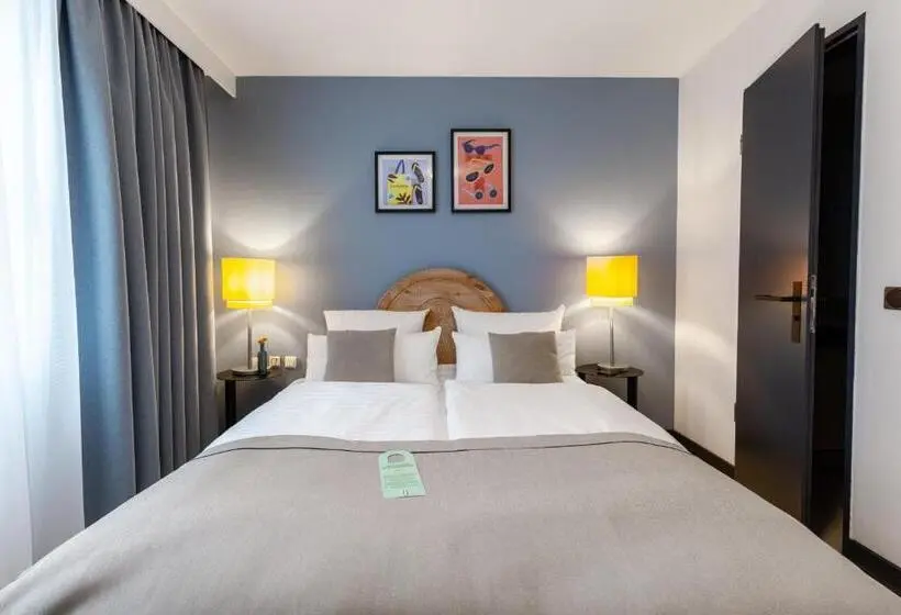 اتاق استاندارد با تخت بزرگ, Garner Hotel Dusseldorf - Main Station by IHG