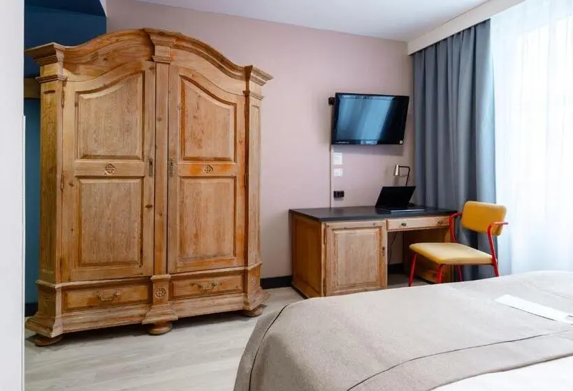 اتاق استاندارد با تخت بزرگ, Garner Hotel Dusseldorf - Main Station by IHG