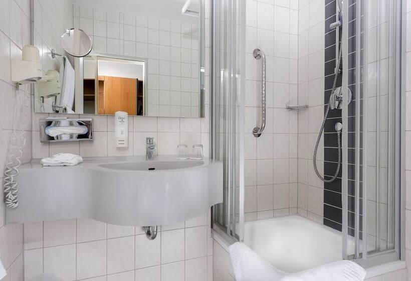 اتاق استاندارد, B&B HOTEL Rastatt