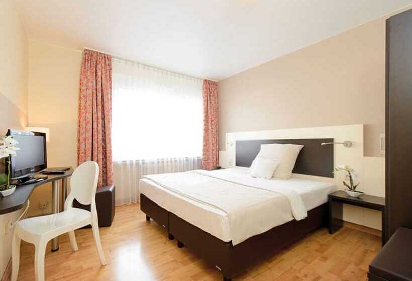 غرفة قياسية, Europa