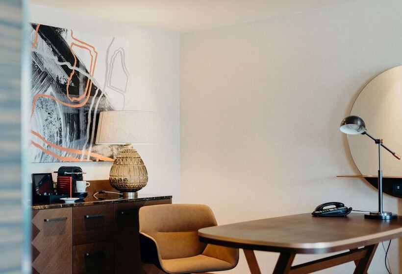 펜트하우스 스위트, Hilton Frankfurt City Centre