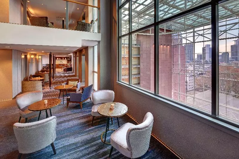 اتاق اجرایی, Hilton Frankfurt City Centre