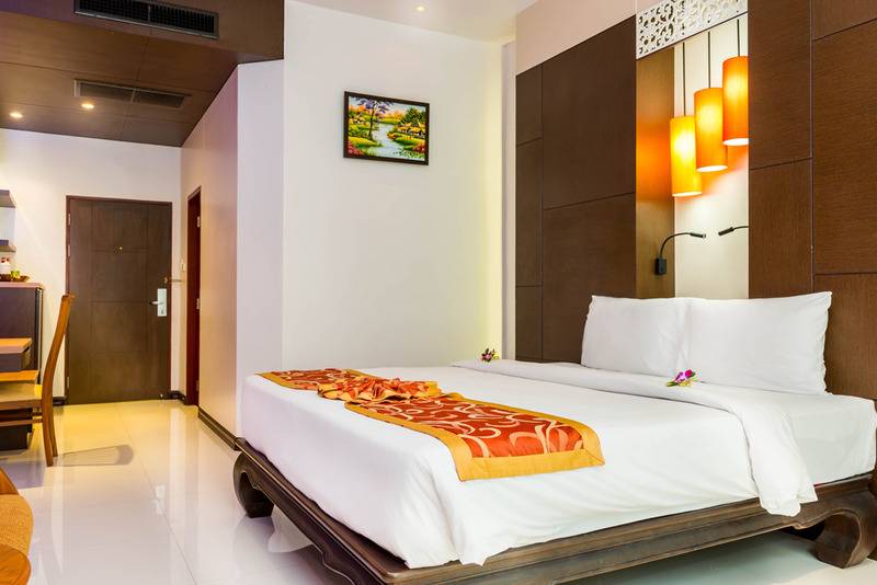 스탠다드 룸 킹사이즈 침대, Hilton Frankfurt City Centre