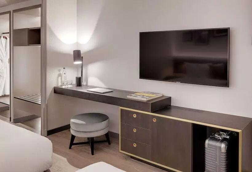 اتاق سوپریور, Bilderberg Bellevue Hotel Dresden