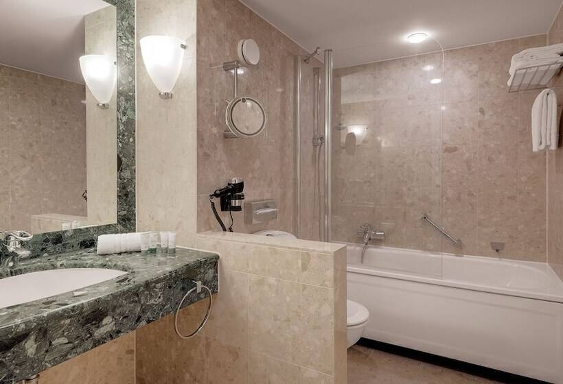 סוויטת סופריור, Bilderberg Bellevue Hotel Dresden