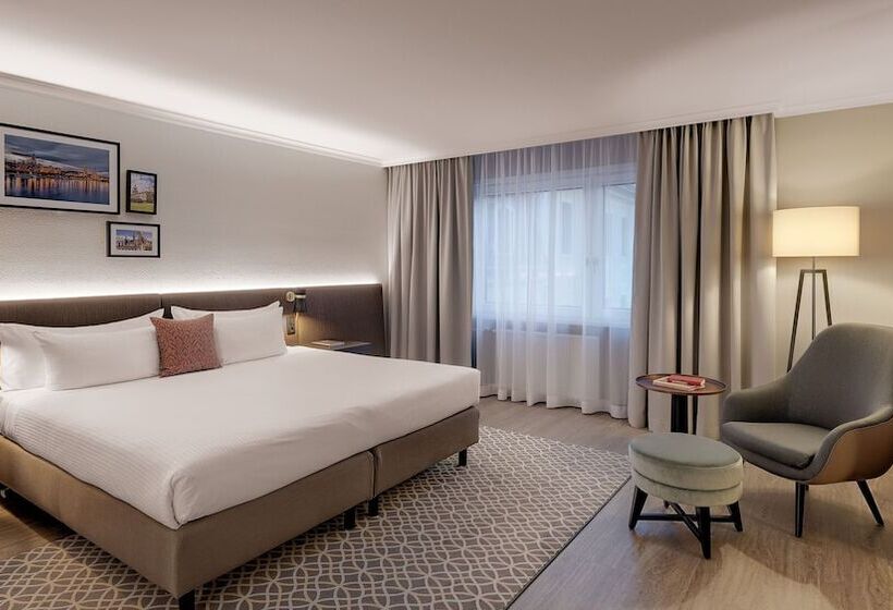 高级套房, Bilderberg Bellevue Hotel Dresden