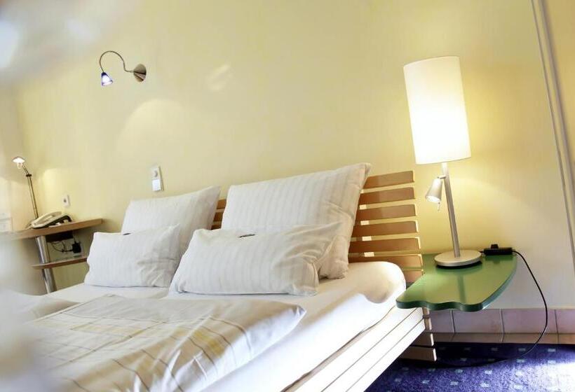 Standard Room, Watthalden