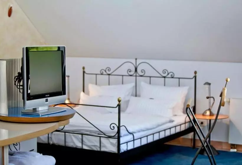 Standard Quadruple Room, Watthalden