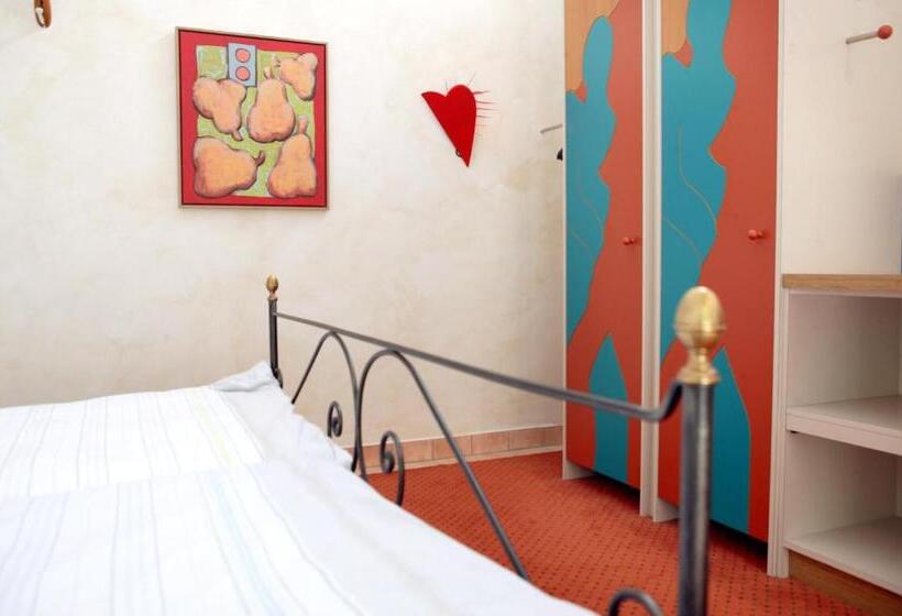 Standard Quadruple Room, Watthalden