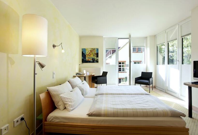 Comfort Room, Watthalden