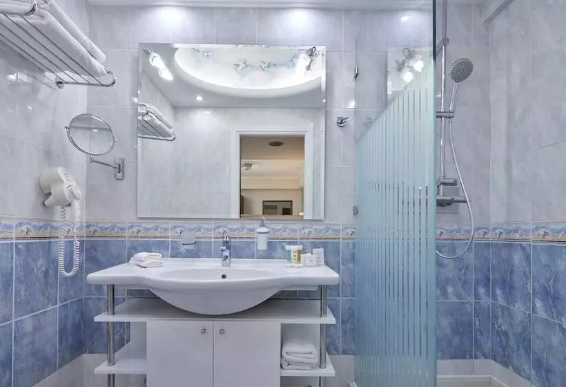 سوییت, Ava Hotel And Suites